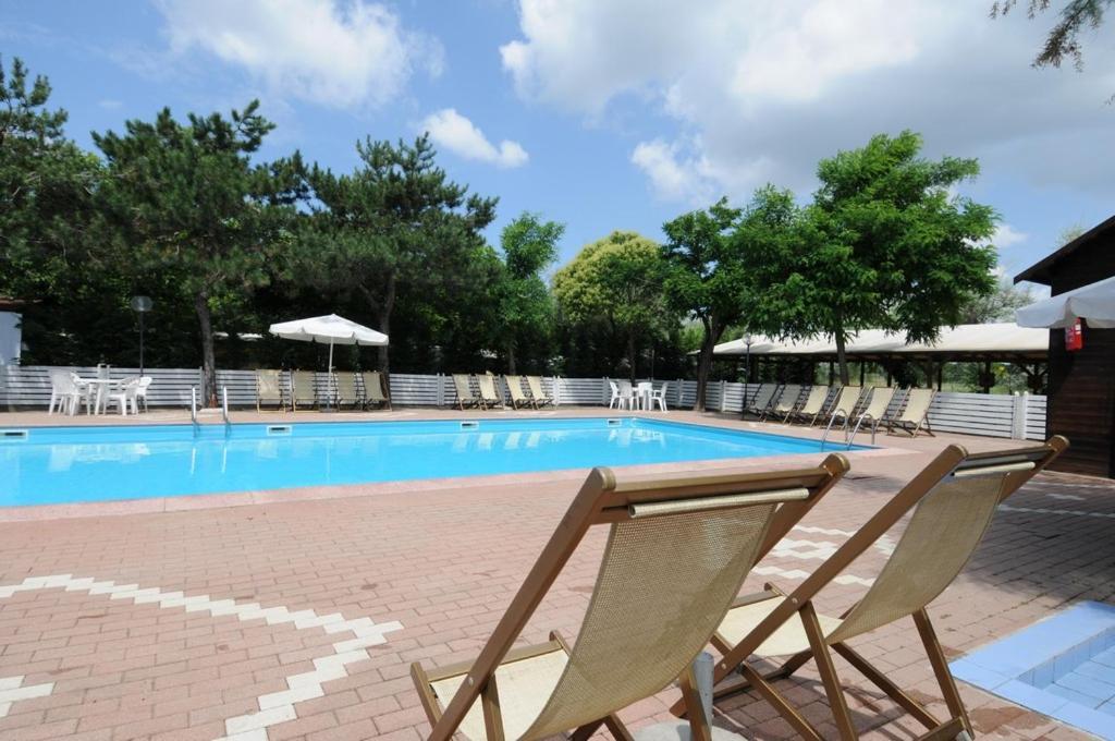 Villaggio Camping Adria Casal Borsetti Esterno foto