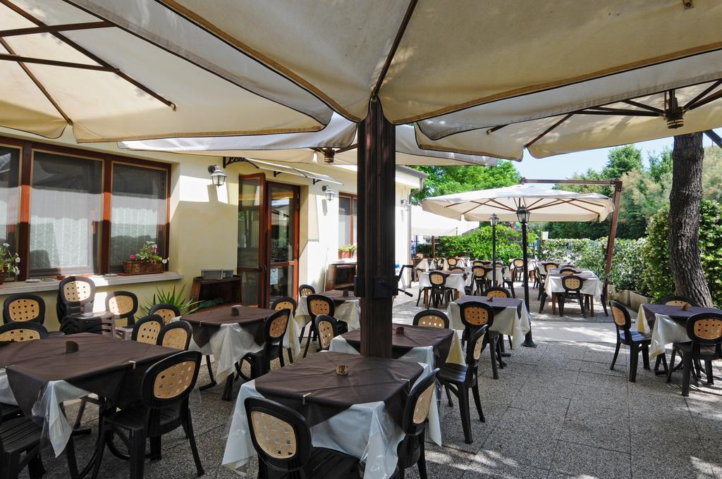 Villaggio Camping Adria Casal Borsetti Esterno foto