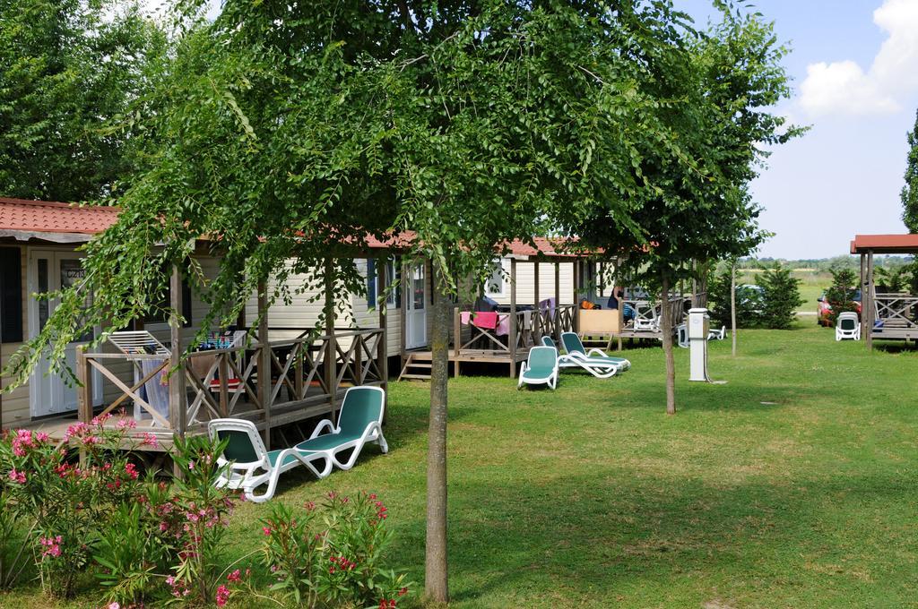 Villaggio Camping Adria Casal Borsetti Esterno foto